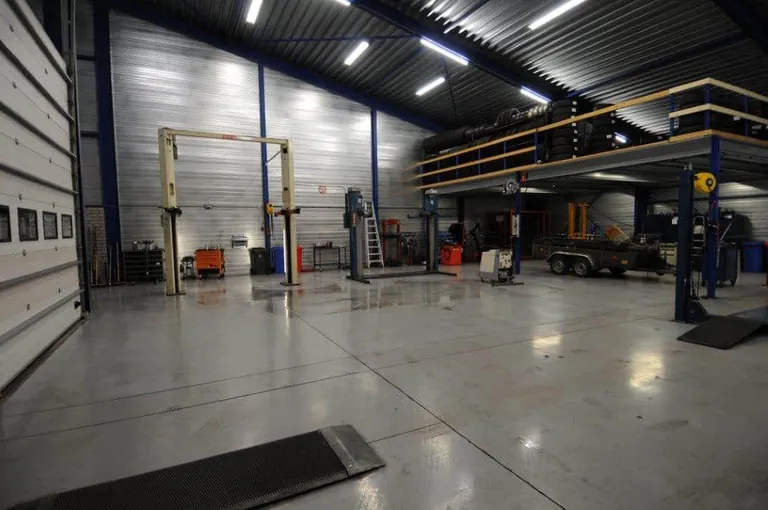 De werkplaats met bruggen